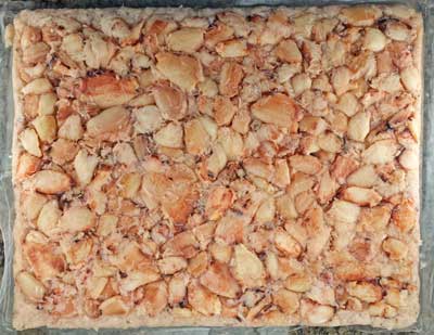 The claw meat layer on this Seatech fancy rock crab meat 40/60 5 pound pillow pack